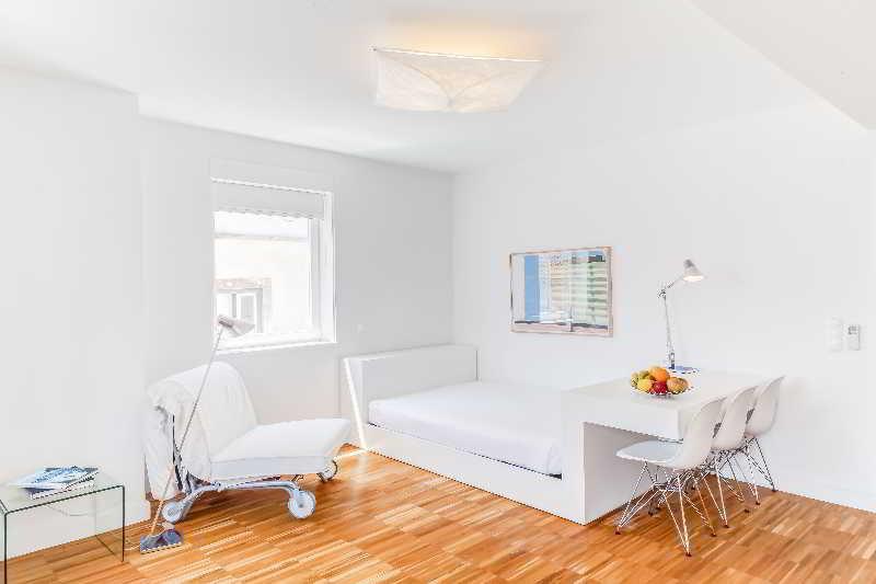 Hello Lisbon Bairro Alto Apartments Экстерьер фото