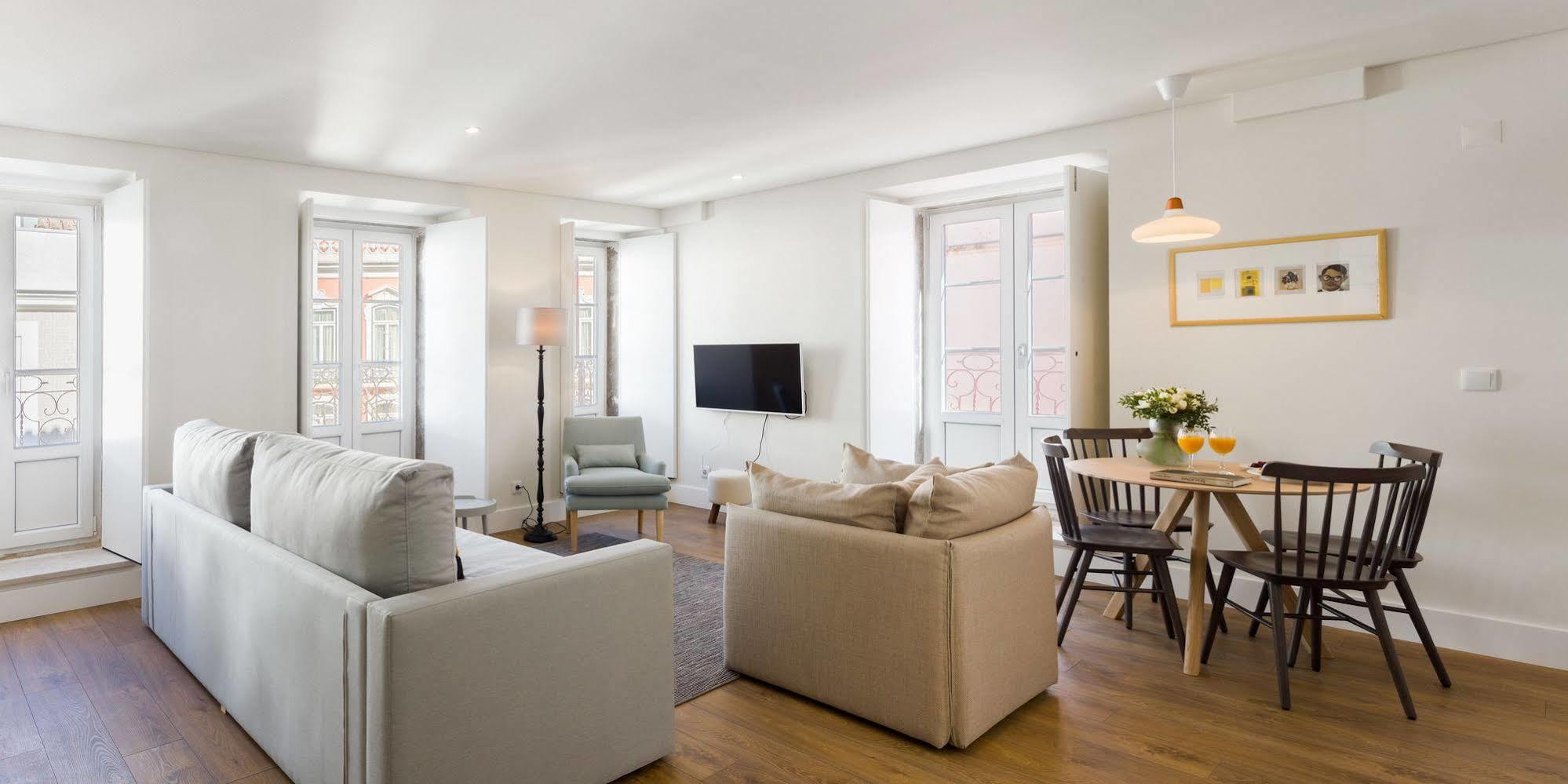Hello Lisbon Bairro Alto Apartments Экстерьер фото